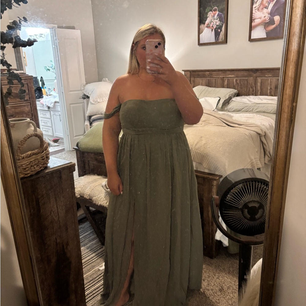 Elegant Green Strapless Dress